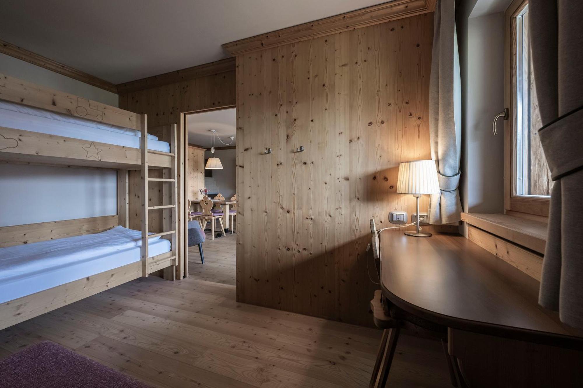 Post Alpina - Family Mountain Chalets San Candido Exteriér fotografie