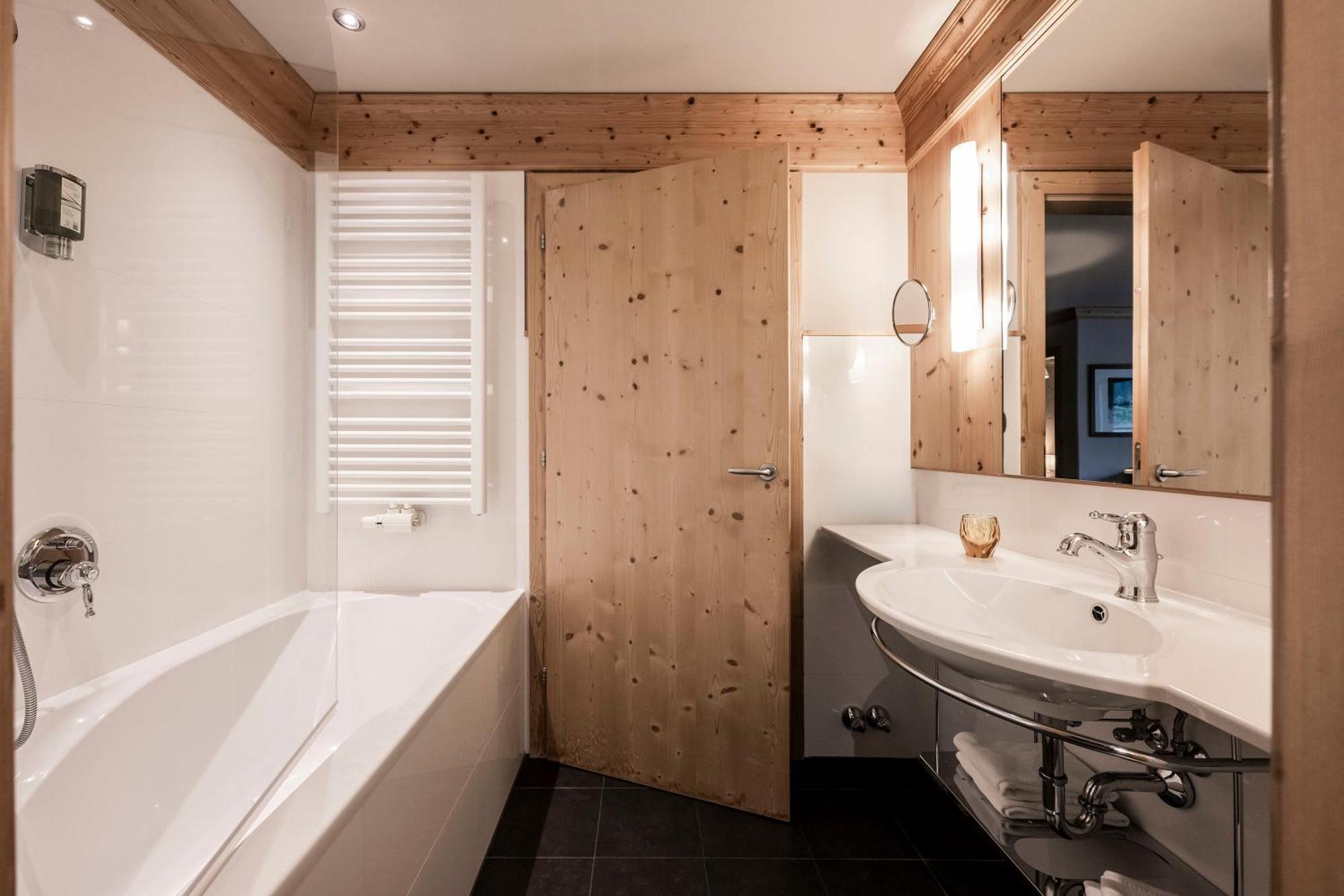 Post Alpina - Family Mountain Chalets San Candido Exteriér fotografie