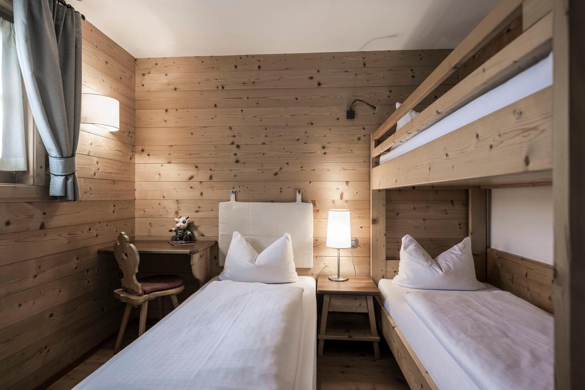 Post Alpina - Family Mountain Chalets San Candido Exteriér fotografie