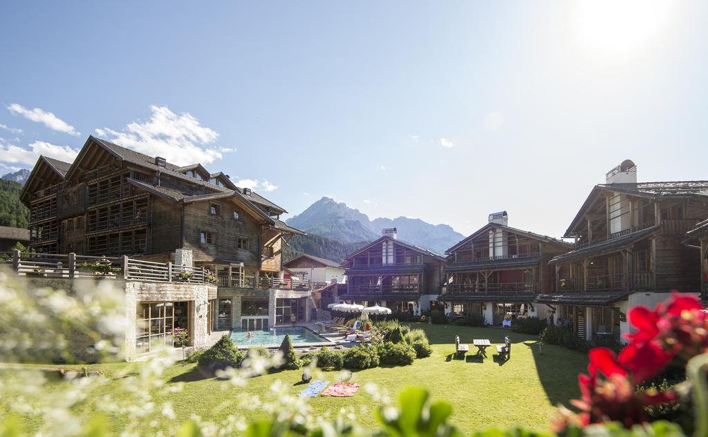 Post Alpina - Family Mountain Chalets San Candido Exteriér fotografie