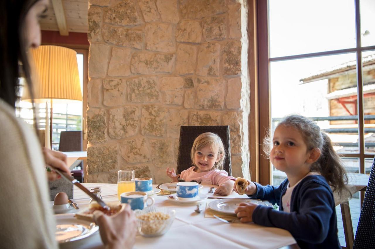 Post Alpina - Family Mountain Chalets San Candido Exteriér fotografie